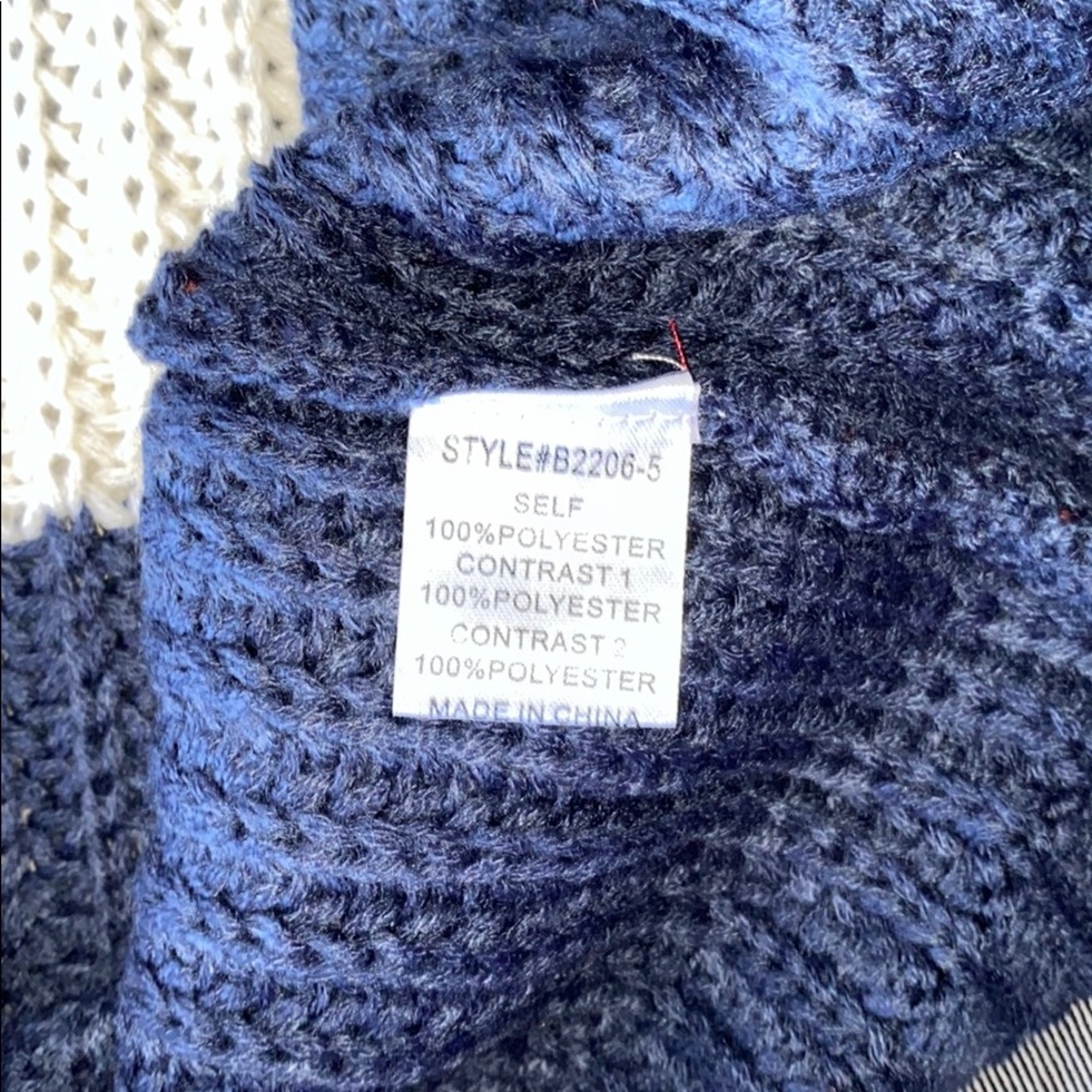Cuffed Colorblock Pocket Sweater - Picture 5 of 5
